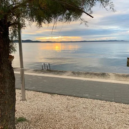 Appartement With Large Seaview Terrace