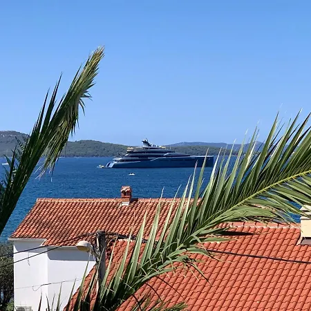 With Large Seaview Terrace Appartement *