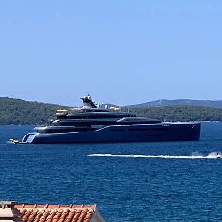 Appartement With Large Seaview Terrace *