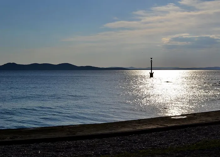 With Large Seaview Terrace Apartamento Zadar