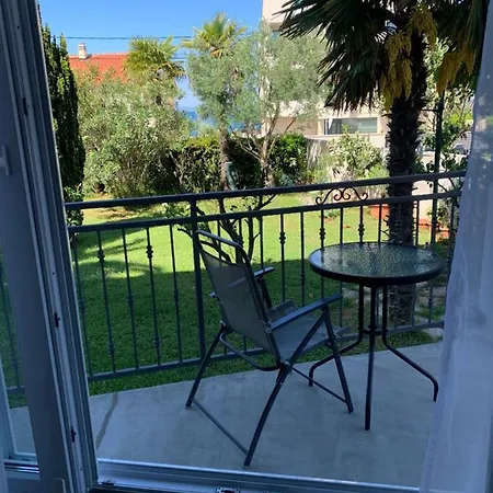 Vitez Apartment *