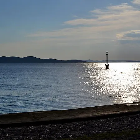 With Large Seaview Terrace Apartamento Zadar